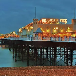 https://fidelity-stays-ocean-themed-luxury-apartment.brighton-hotels-england.com